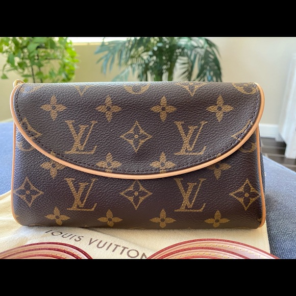 louis vuitton pochette friendly